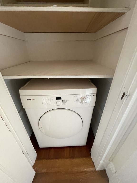 25 Stearns Road, Unit 4 Brookline, MA 02446 - Photo 12 of 24