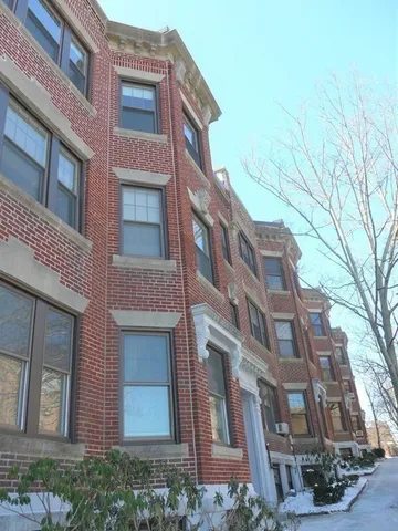 $3,500 | 25 Stearns Road, Unit 4, Brookline, MA 02446