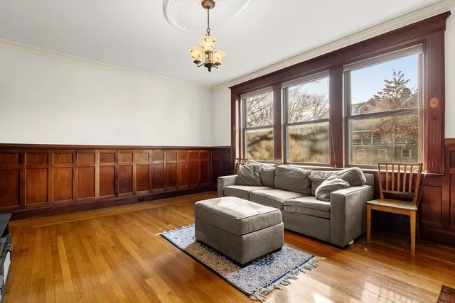 $3,500 | 25 Stearns Road, Unit 4, Brookline, MA 02446