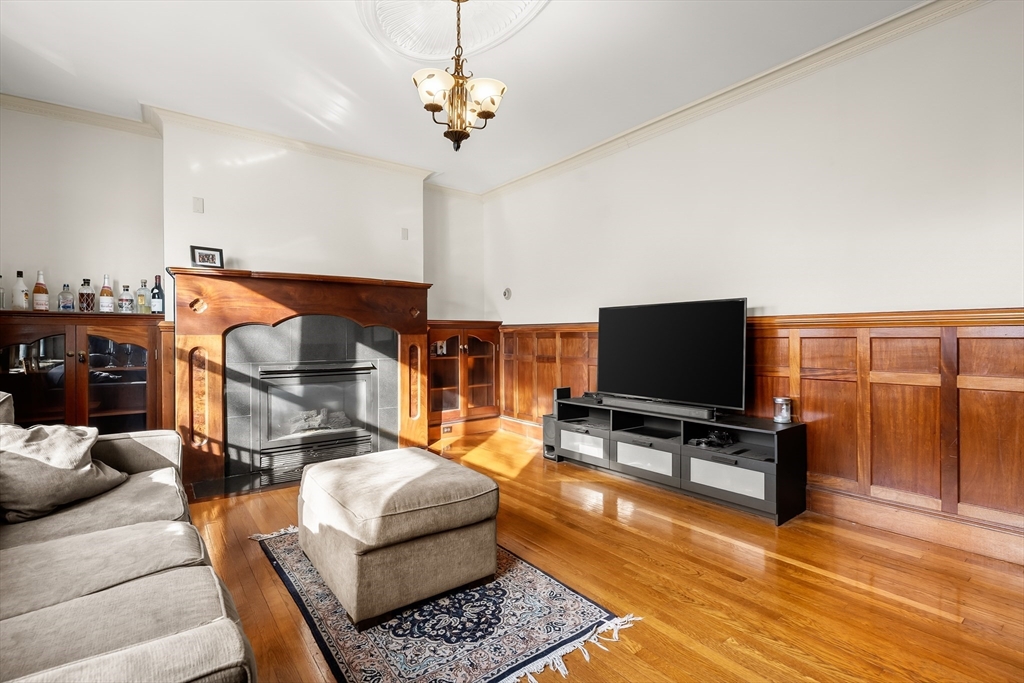 25 Stearns Road, Unit 4 Brookline, MA 02446 - Photo 21 of 24