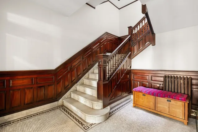 $3,500 | 25 Stearns Road, Unit 4, Brookline, MA 02446