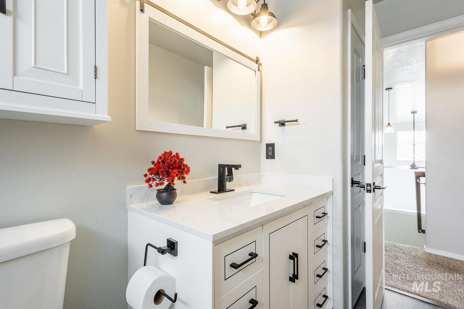 2515 Fallcrest Street Caldwell, ID 83607 - Photo 35 of 48 Bathroom featuring vanity and toilet