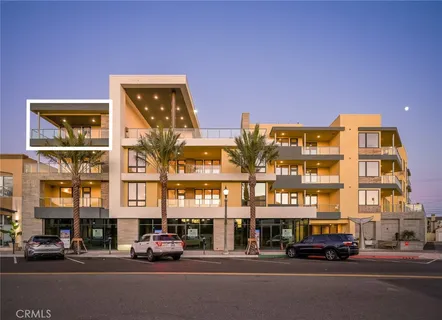 $2,350,000 | 414 Main Street, Unit 430, Huntington Beach, CA 92648