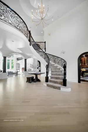 $3,100,000 | 8 Brooke Lane, South Barrington, IL 60010