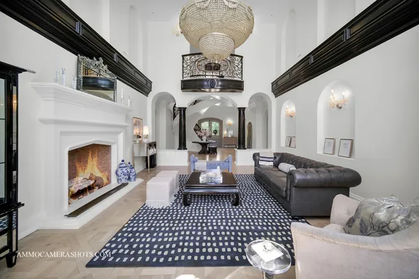 $3,100,000 | 8 Brooke Lane, South Barrington, IL 60010