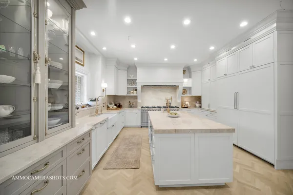 $3,100,000 | 8 Brooke Lane, South Barrington, IL 60010
