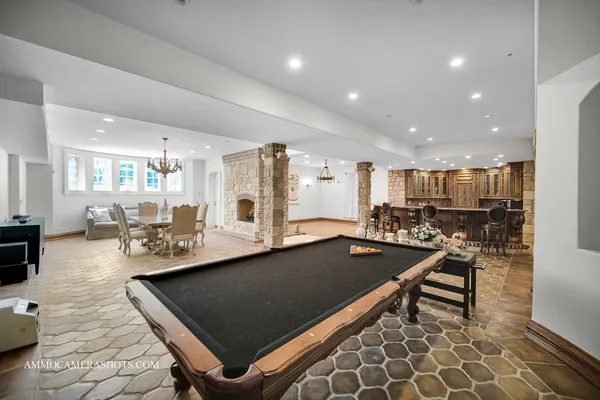 $3,100,000 | 8 Brooke Lane, South Barrington, IL 60010