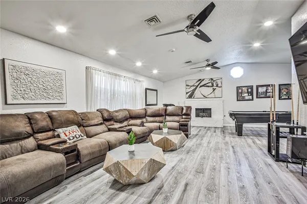 $3,700 | 1505 Hialeah Drive, Las Vegas, NV 89119