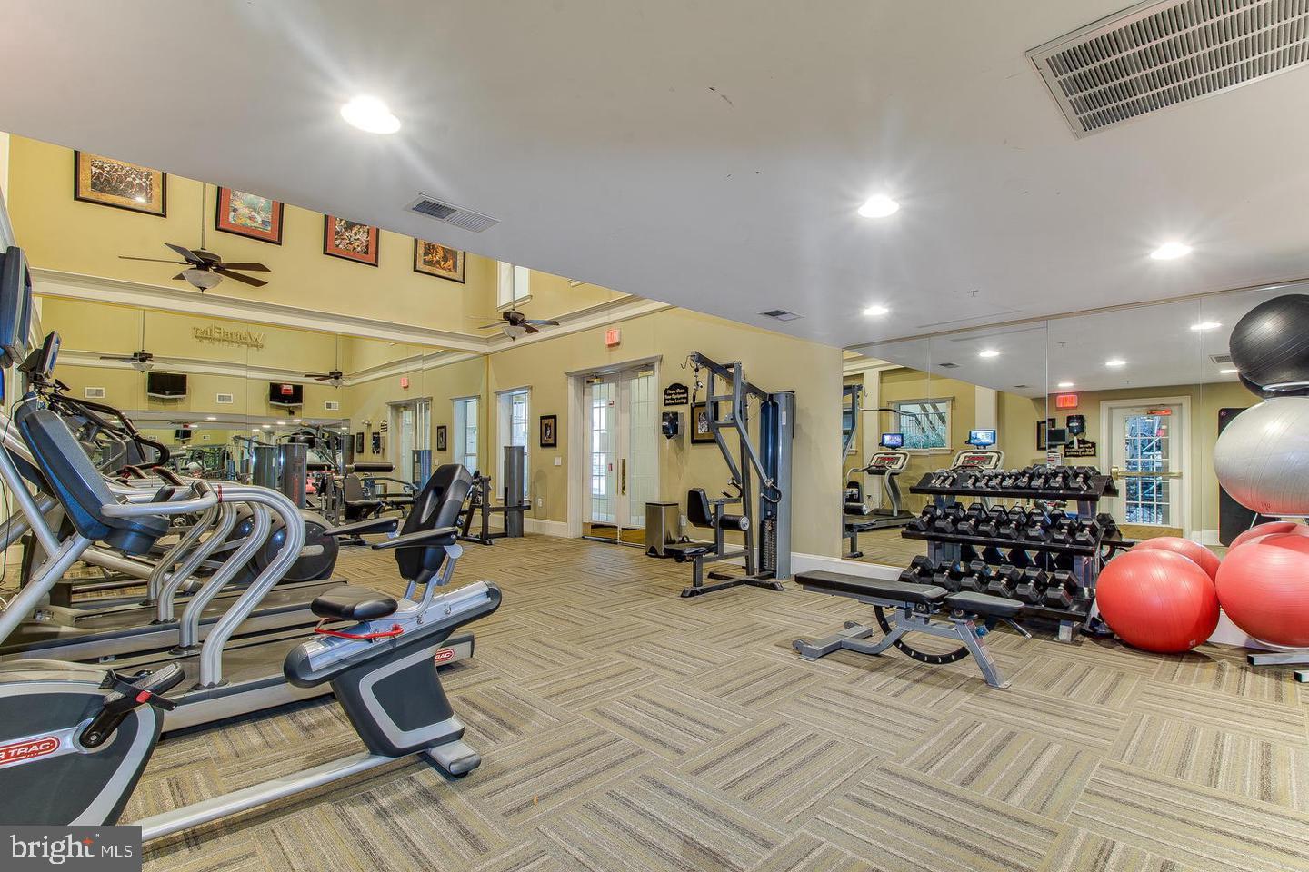 11800 Old Georgetown Road, Unit 1120 North Bethesda, MD 20852 - Photo 25 of 36