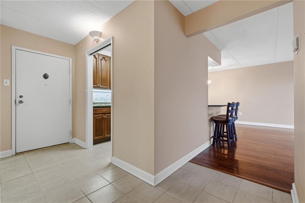 5600 Munhall Road, Unit 902 Pittsburgh, PA 15217 - Photo 12 of 43