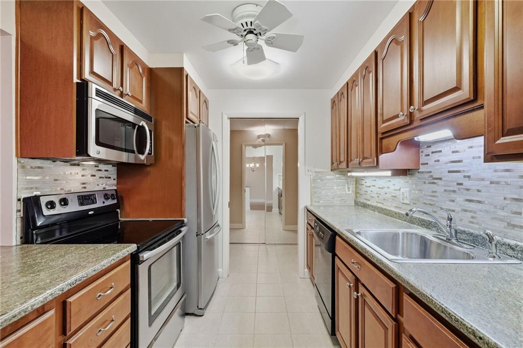 5600 Munhall Road, Unit 902 Pittsburgh, PA 15217 - Photo 16 of 43