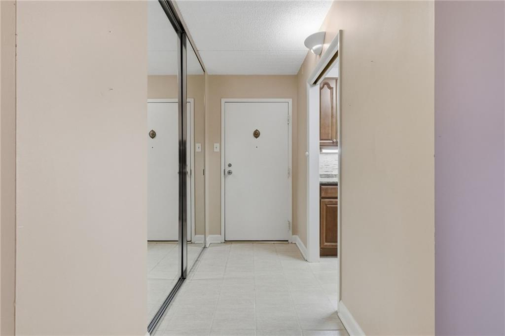 5600 Munhall Road, Unit 902 Pittsburgh, PA 15217 - Photo 9 of 43