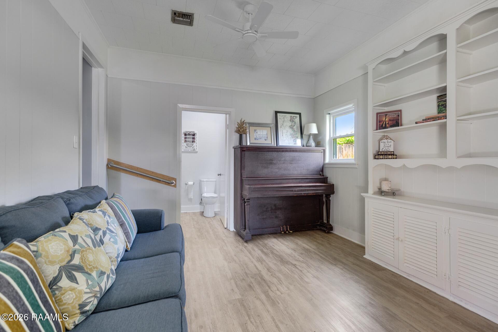 809 Prioux Street New Iberia, LA 70563 - Photo 14 of 27 809 Prioux New Iberia-15