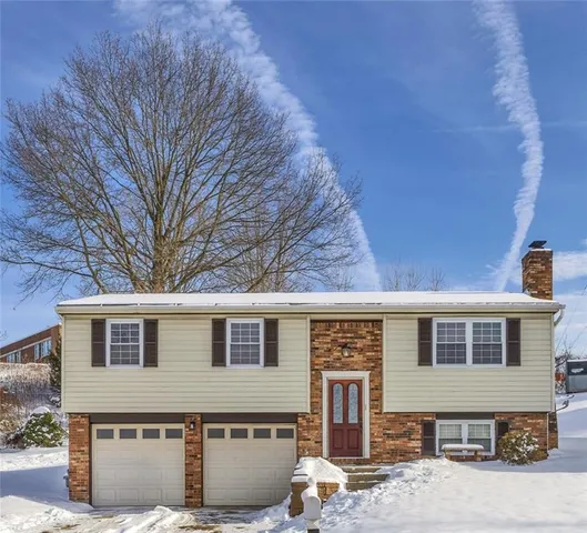 $2,350 | 739 Bar Harbor Drive, Pittsburgh, PA 15239