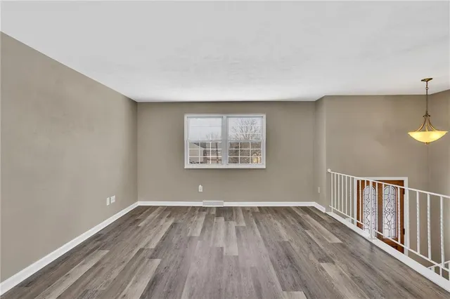 $2,350 | 739 Bar Harbor Drive, Pittsburgh, PA 15239