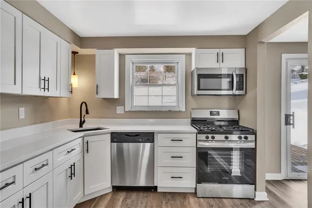 $2,350 | 739 Bar Harbor Drive, Pittsburgh, PA 15239