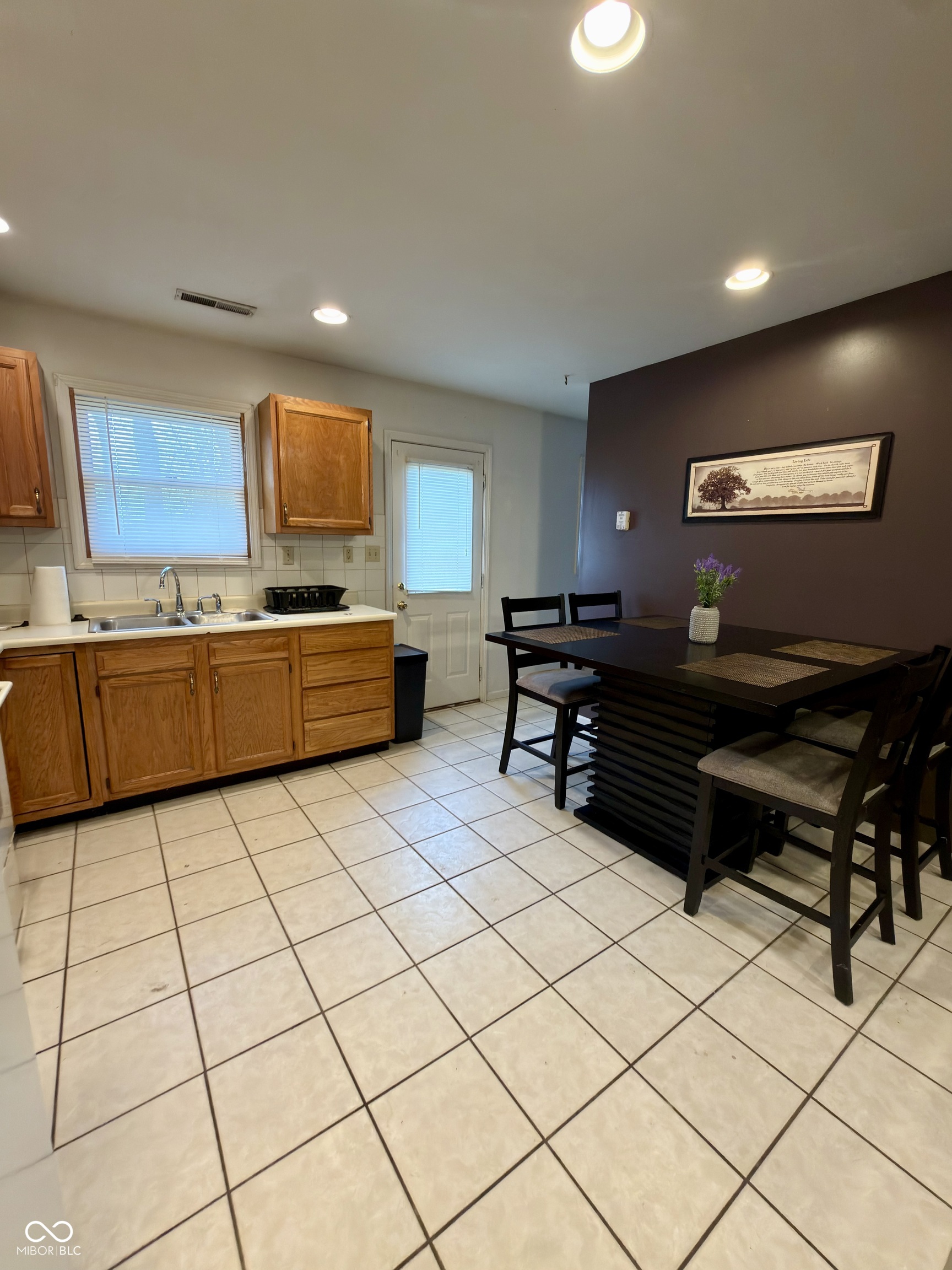 600 North Grant Street Edinburgh, IN 46124 - Photo 4 of 7