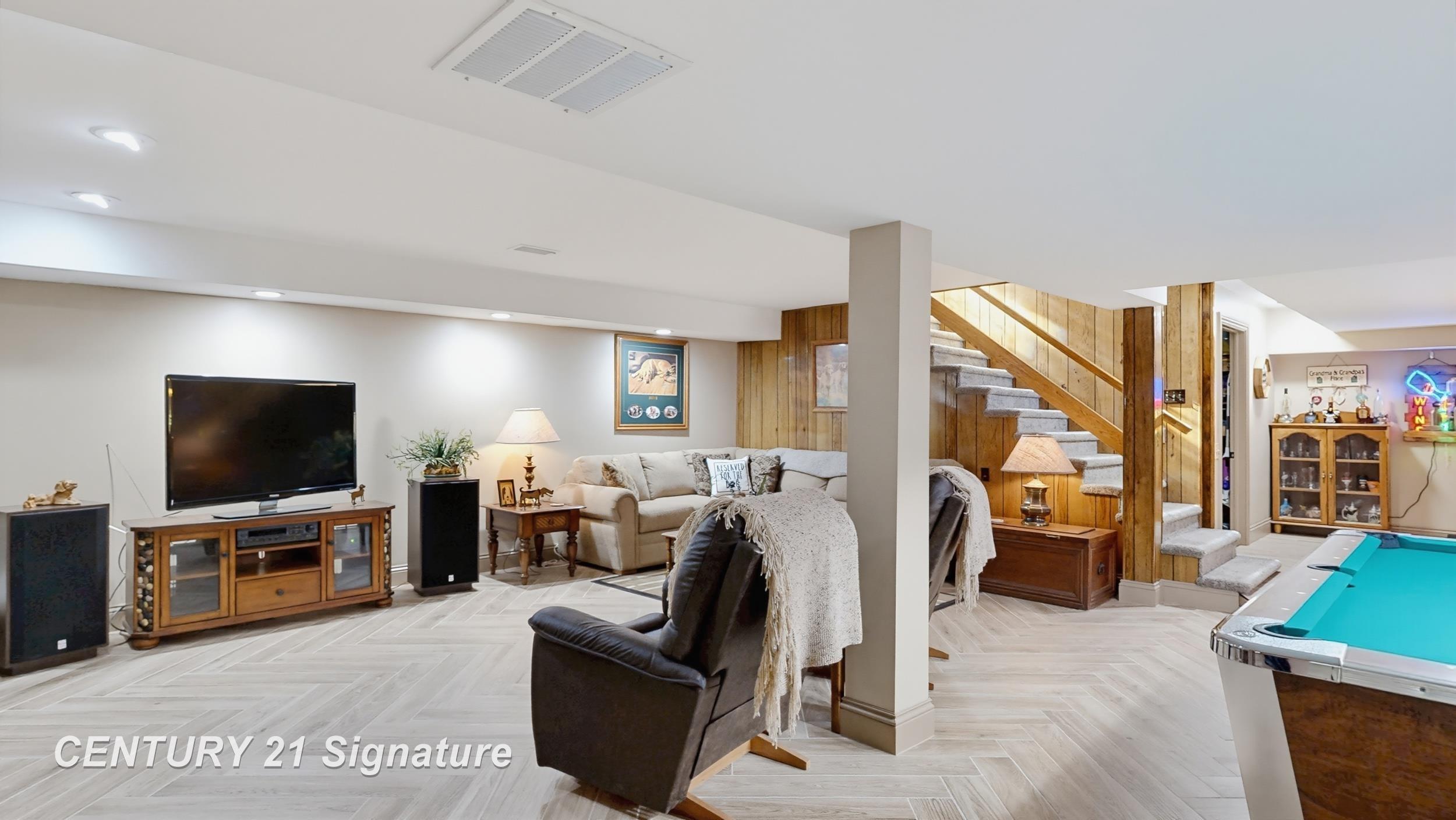 10463 North Woodbridge Road Wheeler, MI 48662 - Photo 35 of 68 Gallery Image 35