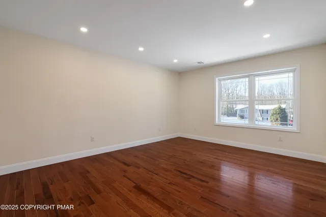 $485,000 | 14 Stonegate Court, Mount Pocono, PA 18344