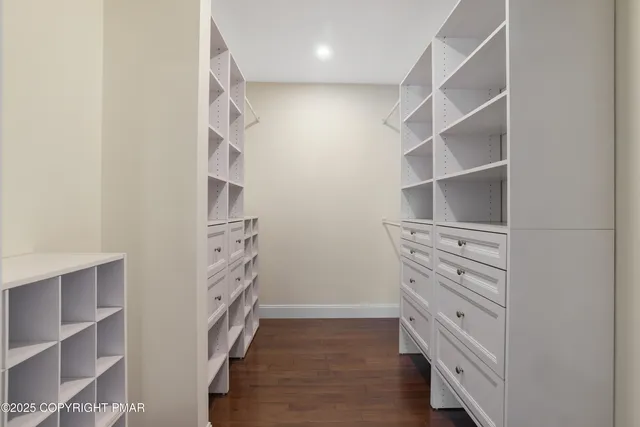 $485,000 | 14 Stonegate Court, Mount Pocono, PA 18344