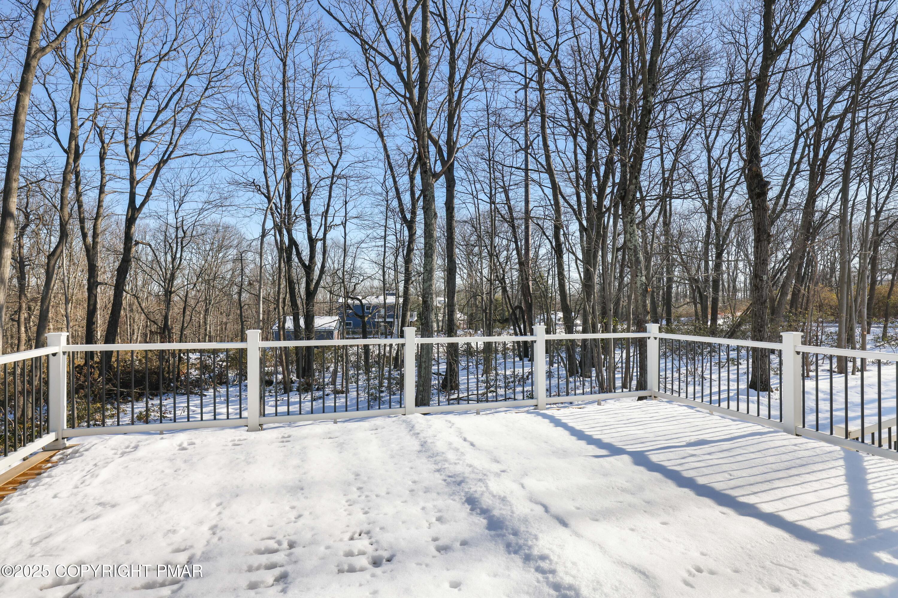 14 Stonegate Court Mount Pocono, PA 18344 - Photo 56 of 71 back deck