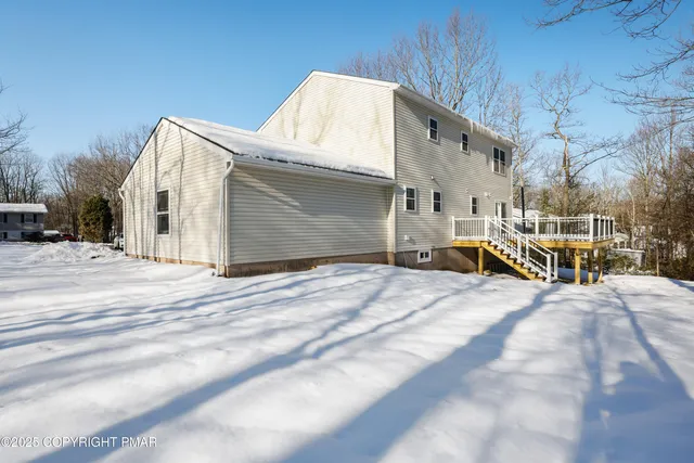 $485,000 | 14 Stonegate Court, Mount Pocono, PA 18344