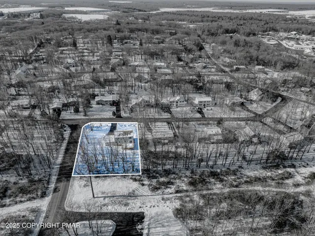 $485,000 | 14 Stonegate Court, Mount Pocono, PA 18344