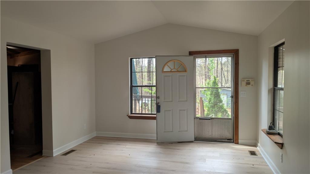 599 Garrison Road Lula, GA 30554 - Photo 5 of 15