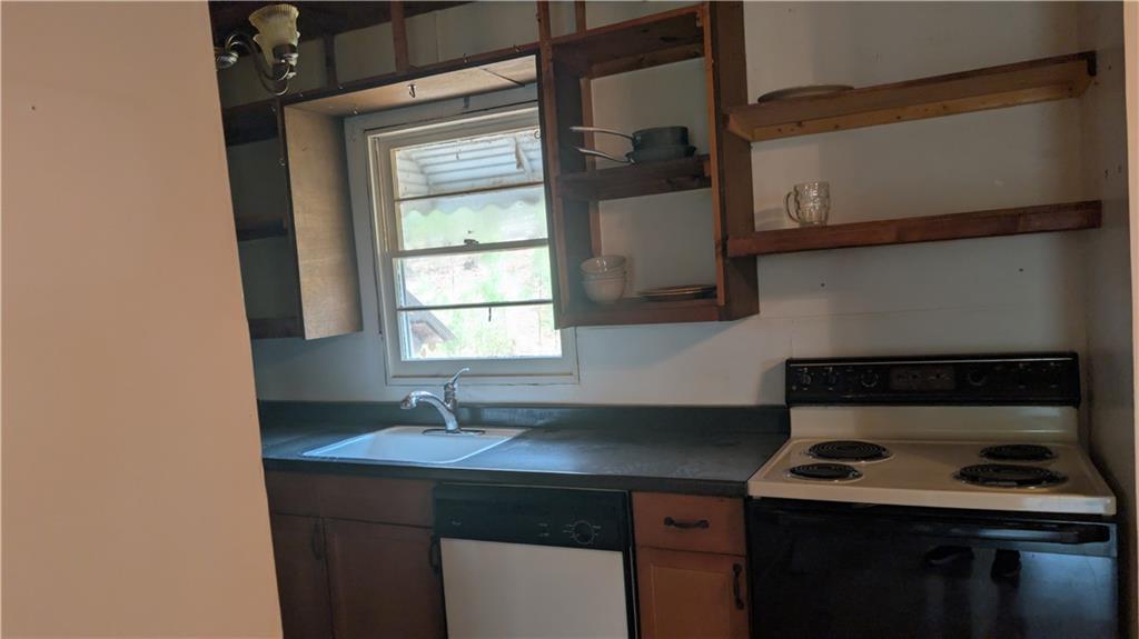 599 Garrison Road Lula, GA 30554 - Photo 9 of 15