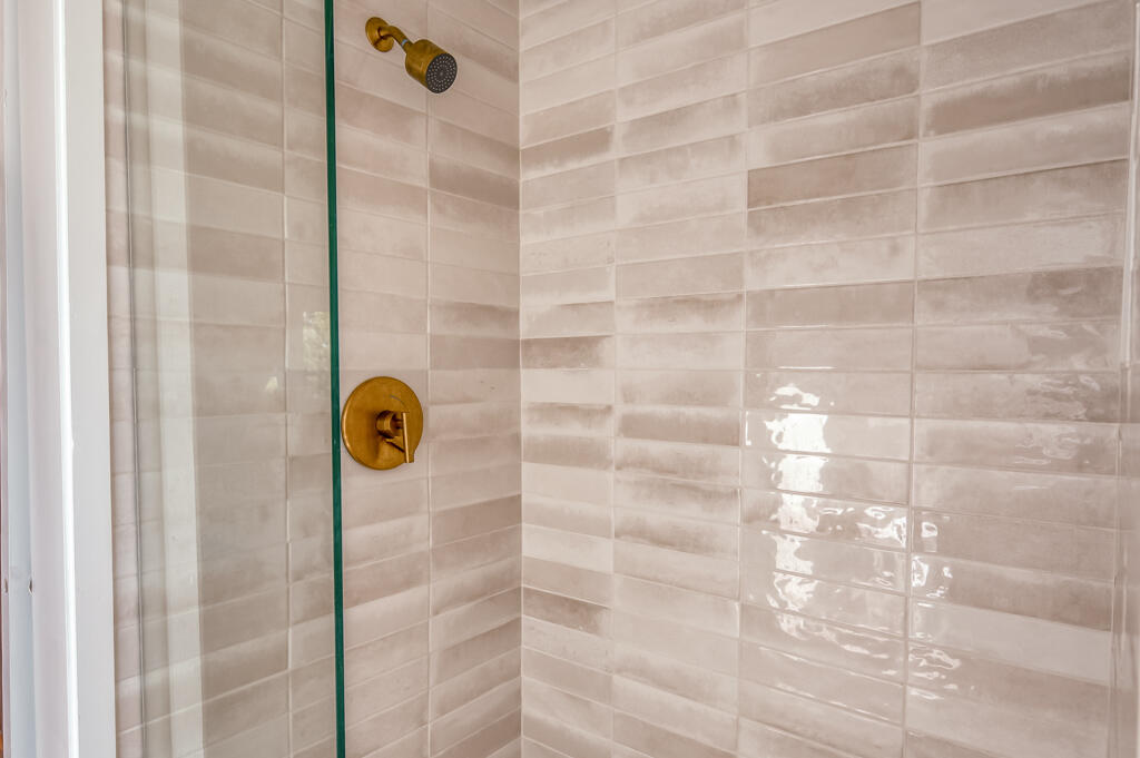 99 The Boulevard Edgartown, MA 02539 - Photo 31 of 35 a bathroom with a shower