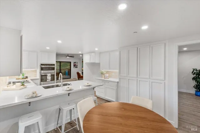 $1,099,000 | 960 Wild Oak Drive, Santa Rosa, CA 95409