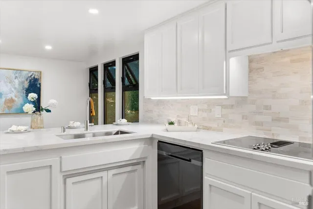 $1,099,000 | 960 Wild Oak Drive, Santa Rosa, CA 95409