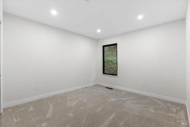 $1,099,000 | 960 Wild Oak Drive, Santa Rosa, CA 95409