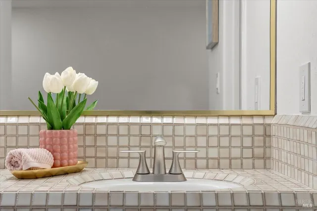 $1,099,000 | 960 Wild Oak Drive, Santa Rosa, CA 95409