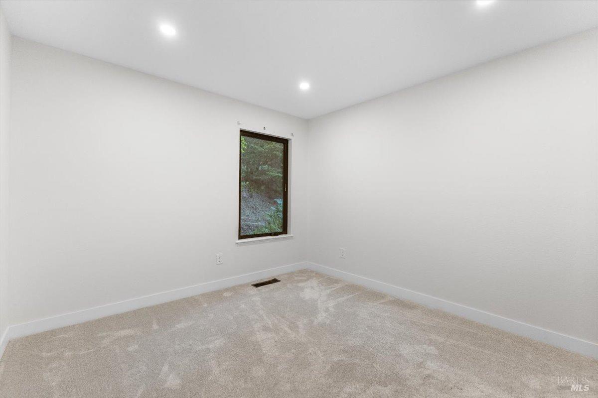 960 Wild Oak Drive Santa Rosa, CA 95409 - Photo 33 of 42