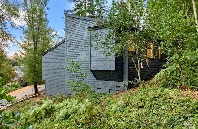 $1,099,000 | 960 Wild Oak Drive, Santa Rosa, CA 95409