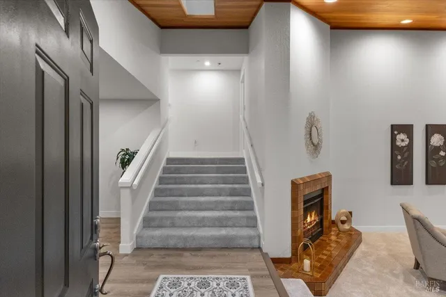 $1,099,000 | 960 Wild Oak Drive, Santa Rosa, CA 95409