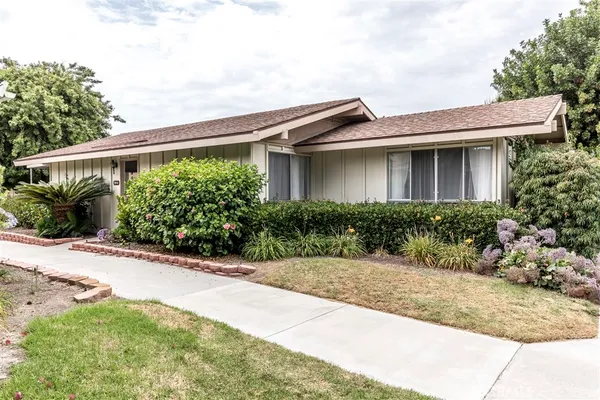 $3,100 | 735 Avenida Majorca, Unit A, Laguna Woods, CA 92637