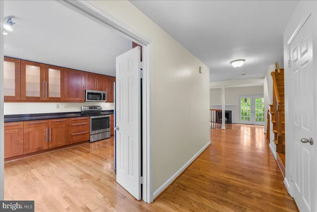 $1,048,000 | 4516 4th Road North, Arlington, VA 22203