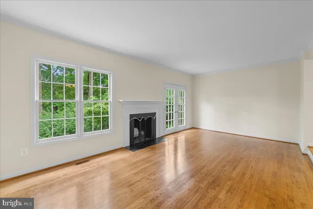 $1,048,000 | 4516 4th Road North, Arlington, VA 22203