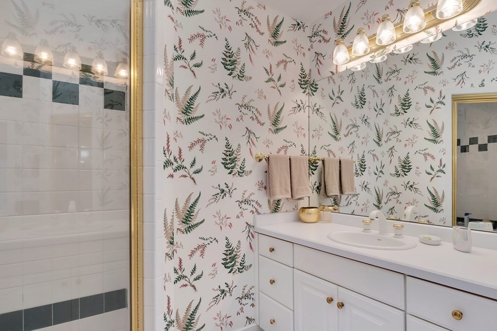 31 Bumps River Road Barnstable, MA 02655 - Photo 19 of 33 Gallery Image 19