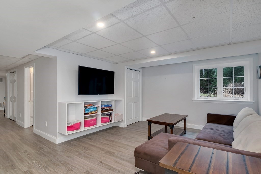 31 Bumps River Road Barnstable, MA 02655 - Photo 25 of 33 Gallery Image 25