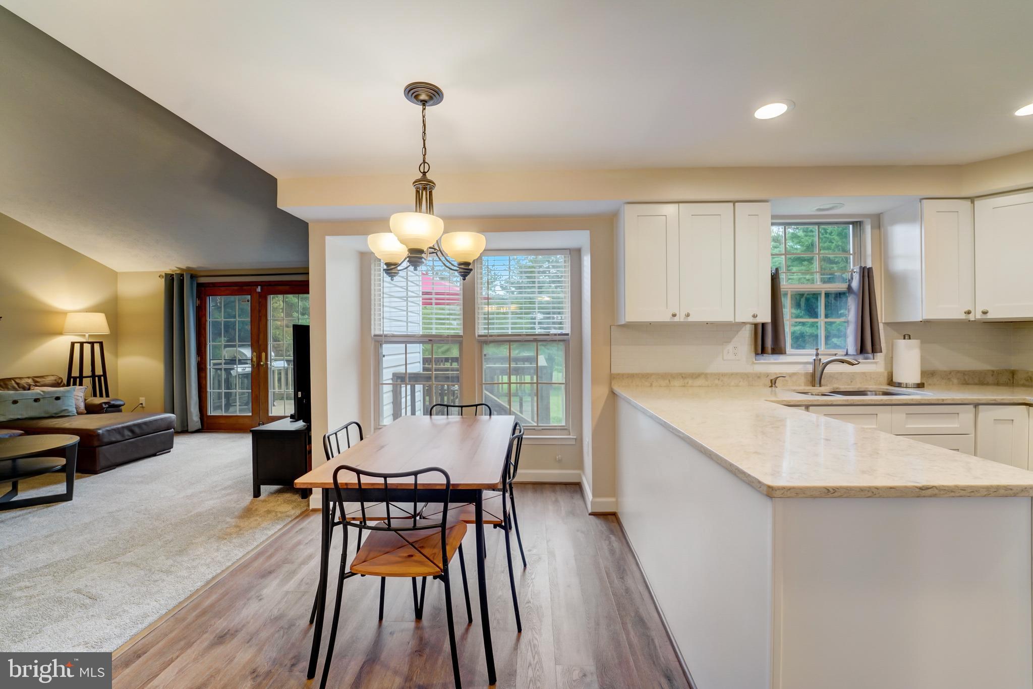27 Highfields Drive Catonsville, MD 21228 - Photo 12 of 38 Kitchen