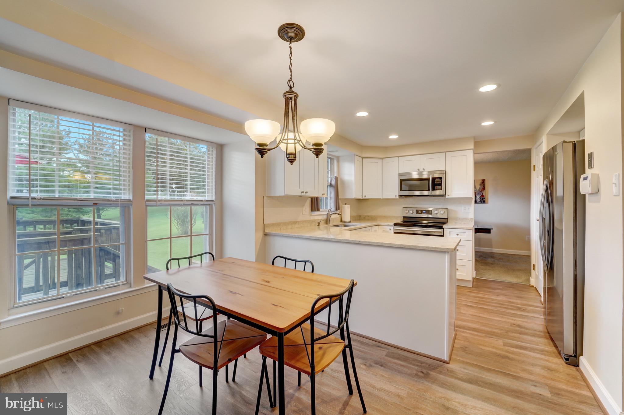 27 Highfields Drive Catonsville, MD 21228 - Photo 10 of 38 Kitchen