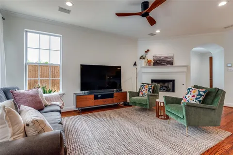 $640,000 | 5620 Belmont Avenue, Unit 8, Dallas, TX 75206