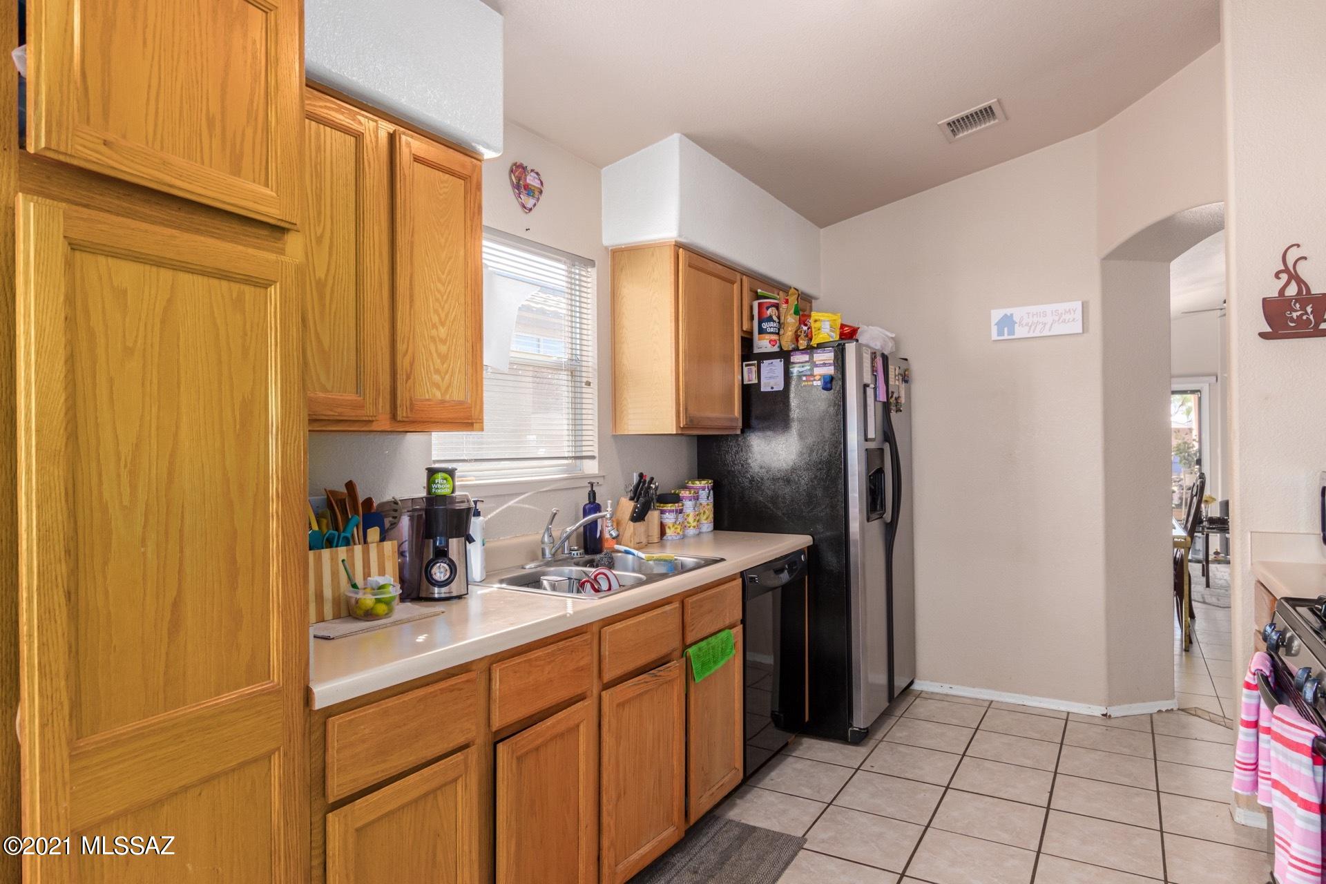 5469 White Dove Road Marana, AZ 85658 - Photo 10 of 26
