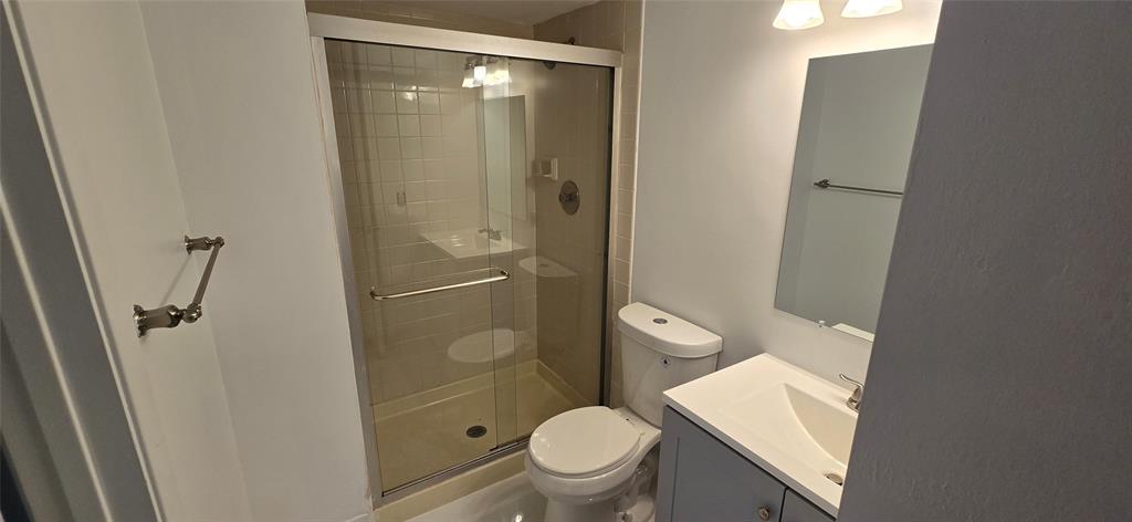 7720 Northwest 79th Avenue, Unit B2 Tamarac, FL 33321 - Photo 33 of 73