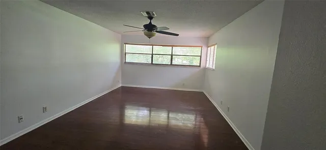 $250,000 | 7720 Northwest 79th Avenue, Unit B2, Tamarac, FL 33321