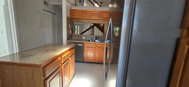 $250,000 | 7720 Northwest 79th Avenue, Unit B2, Tamarac, FL 33321