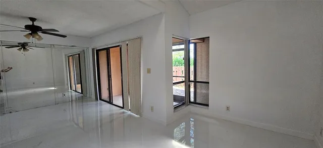 $250,000 | 7720 Northwest 79th Avenue, Unit B2, Tamarac, FL 33321
